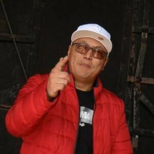 Lire la suite à propos de l’article Travis Shyn partage une chanson intime sur l’amour et les épreuves de la vie