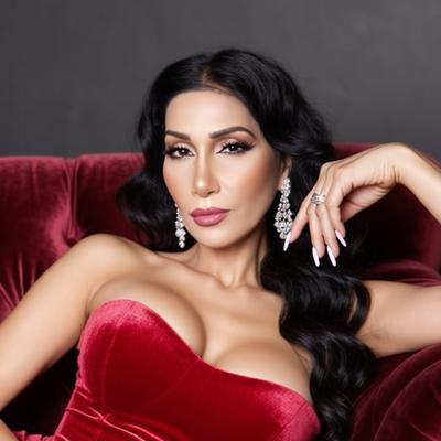 Lire la suite à propos de l’article Farzana accélère avec « Ferrari Mode », un anthem dance-pop taillé pour les clubs