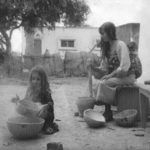 Lire la suite à propos de l’article Gio revient avec un nouvel extrait de Histoires bleues, un projet libre et profondément organique