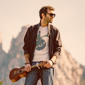 Lire la suite à propos de l’article Jay’ Aim dévoilera « Walking by your side », un hymne indie folk à la simplicité