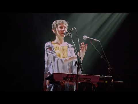 You are currently viewing Courant d’Air dévoile Endurance, une art pop libre et inventive avant l’album Virevol