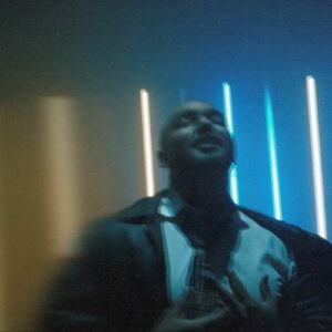 Lire la suite à propos de l’article YDV transforme la perte de repères en renaissance sonore avec “out of body”