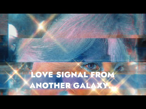 Lire la suite à propos de l’article Rosalyn Song transforme la synesthésie en expérience musicale avec « Ultraviolet »