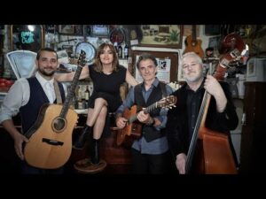 Lire la suite à propos de l’article Susana Azuara fait dialoguer l&rsquo;Espagne et la chanson française avec « Comment pourrais-je te dire »