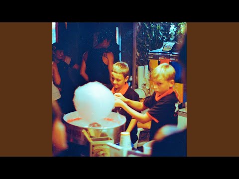 You are currently viewing Larryh X Coolasroro : l&rsquo;indépendance comme moteur avec l&rsquo;EP « Cinéma »
